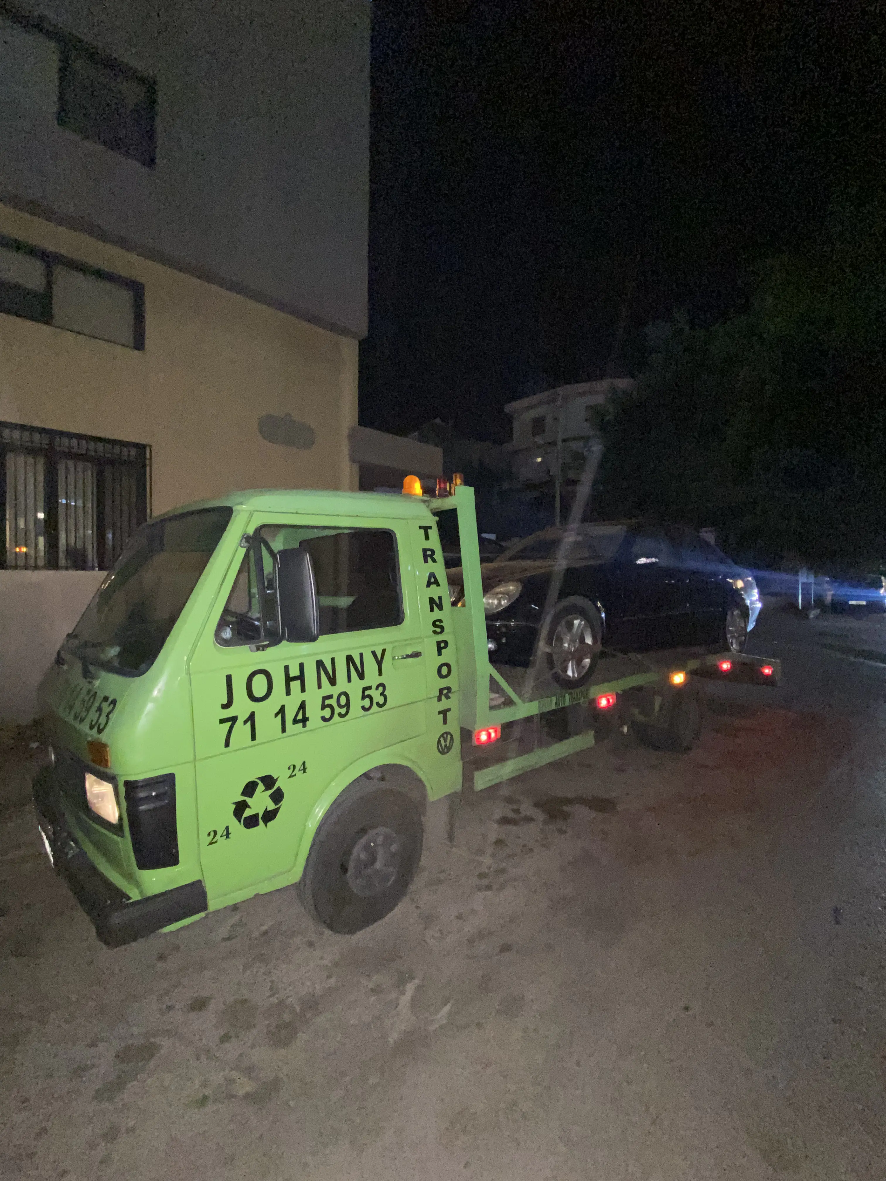 Broken W211 on the flatbed